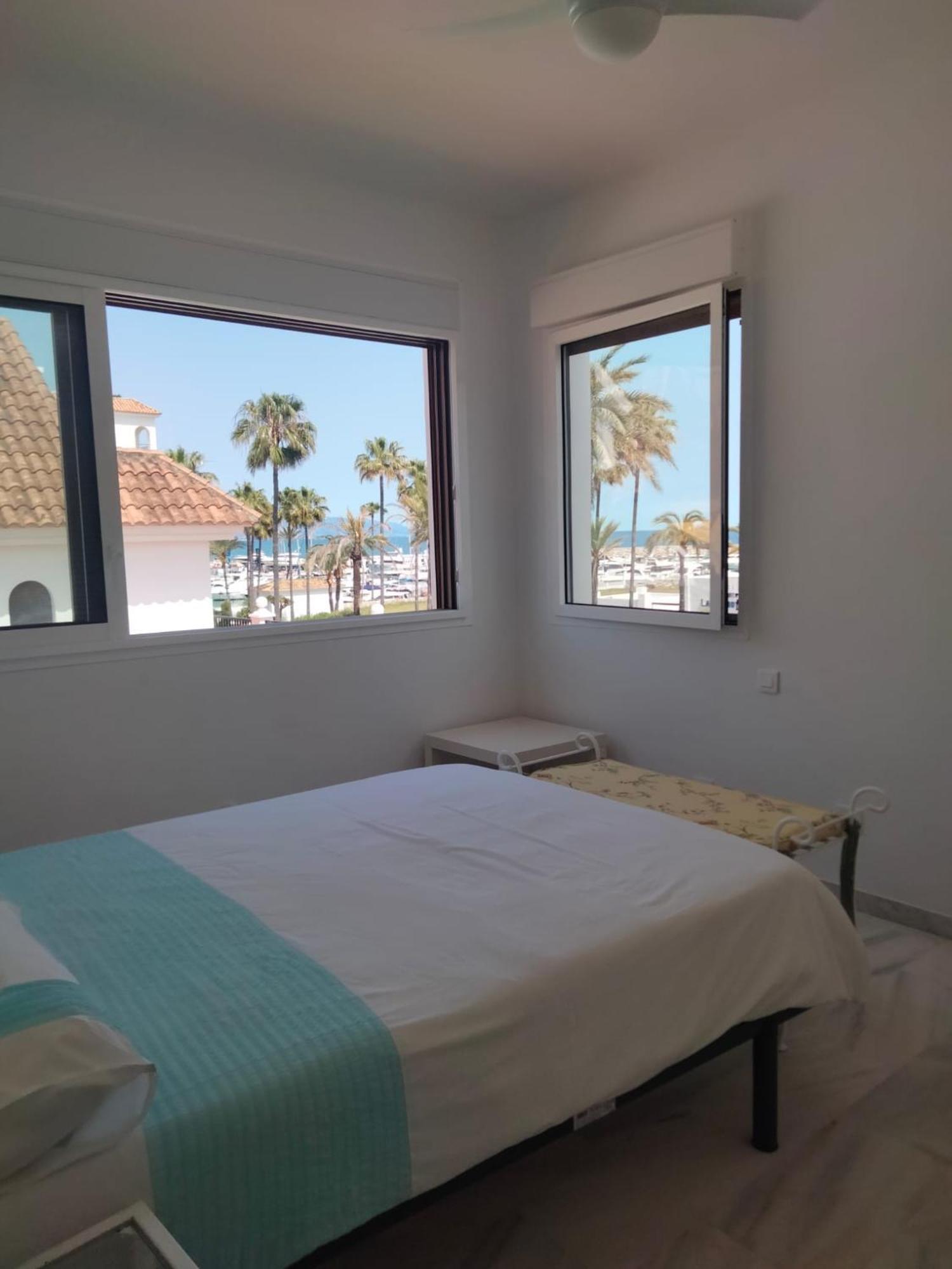 Apartamento En La Playa Manilva Exterior foto